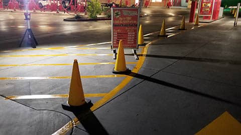 parking lot cleaning service